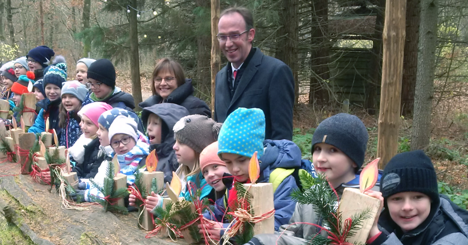 Auf in den Weihnachts-ErlebnisWald!