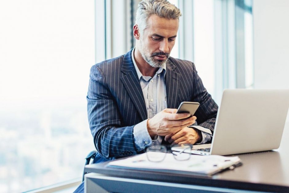 Wenn der Headhunter während der Arbeitszeit anruft