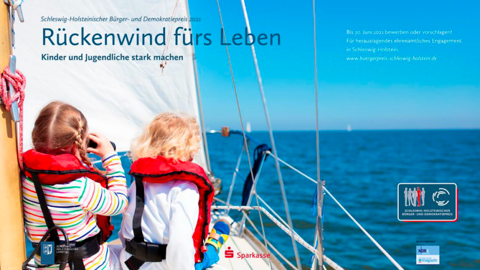 Jetzt bewerben für den Schleswig-Holsteinischen Bürger- und Demokratiepreis – Motto: „Rückenwind fürs Leben – Kinder und Jugendliche stark machen“
