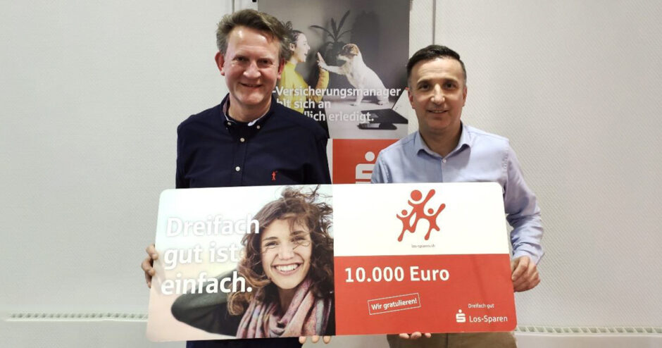 Sparkassenkunde gewinnt 10.000 Euro – Dreifach gut: das Los-Sparen der Sparkassen