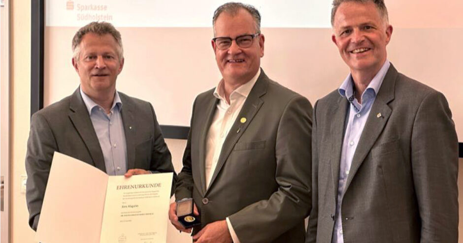 Eberle-Medaille in Gold für Jörn Magarin aus Rellingen – Große Ehre für verdientes Mitglied des Verwaltungsrats der Sparkasse Südholstein