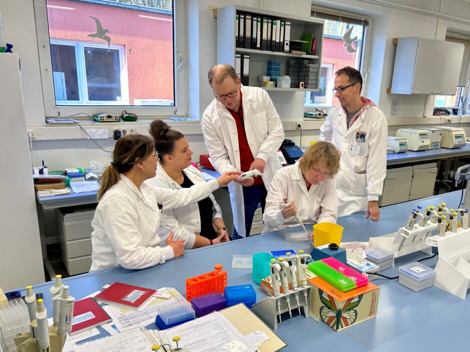 Schullabor im Forschungszentrum Borstel